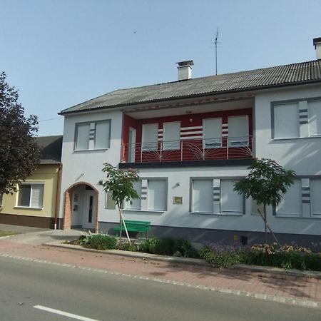 Pension Lang Sankt Andrä bei Frauenkirchen Exteriör bild