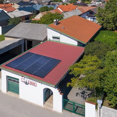 Pension Lang Sankt Andrä bei Frauenkirchen Exteriör bild